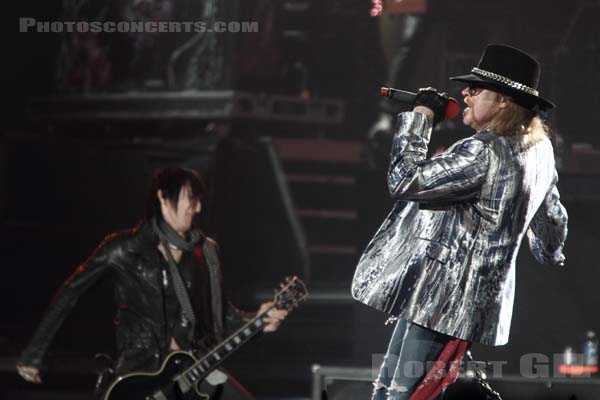 GUNS N' ROSES - 2010-09-13 - PARIS - Bercy - 